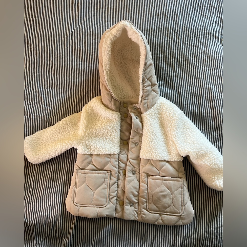 Old navy fleece jacket